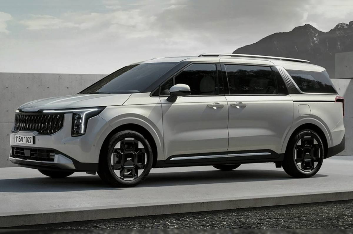 Kia Carnival bookings open at dealer level